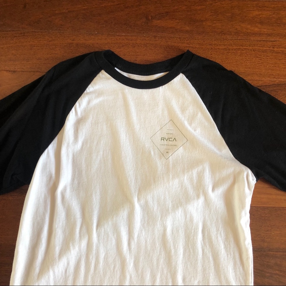 RVCA 3/4 sleeve shirt